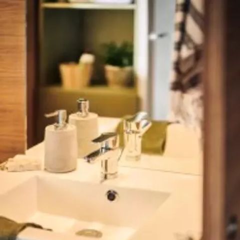 Safaritent 4 personen - Tent Lodge Cristal 3 kamers voor 4 personen*** (in het Frans)