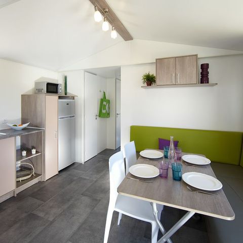 MOBILE HOME 6 people - 2 rooms 4-6 pers. air-conditioned