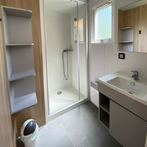 Mobilhome 4 personas - COTTAGE PRIVILEGE - 2 Habitaciones - punto de carga de coche eléctrico para 4 personas