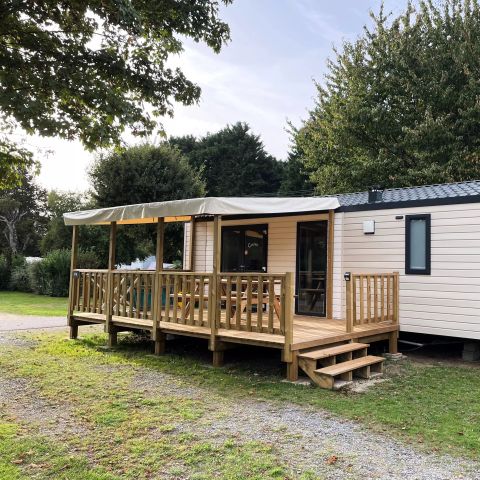Stacaravan 4 personen - Confort Plus 2 CH - Half overdekt terras 4 pers.