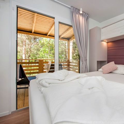 STACARAVAN 6 personen - Mobile-home | Comfort XL | 3 slaapkamers | 6 pers | Verhoogd terras | 2 badkamers | Airconditioning | TV