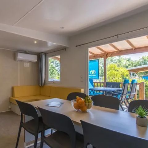 Mobilheim 6 Personen - Premium 3-Schlafzimmer Lounge ohne Geschirrspüler und TV