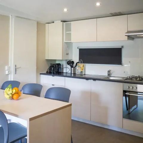 Mobilheim 6 Personen - Premium 3-Schlafzimmer Lounge ohne Geschirrspüler und TV