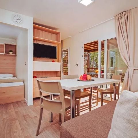 Mobilheim 6 Personen - Premium 2 Schlafzimmer 2 Badezimmer Lounge Premium Bereich