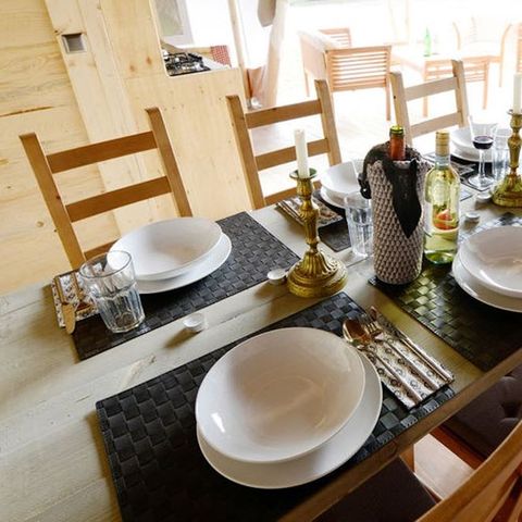 TENTE TOILE ET BOIS 5 personnes - Tente safari Sorella + sanitaires + climatisation (6P)