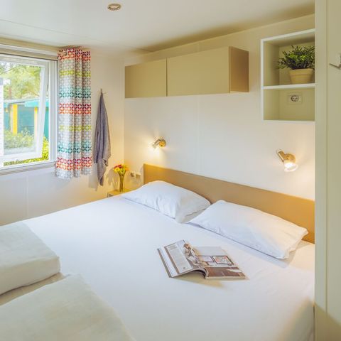 MOBILHOME 7 personas - Premium Plus 3 habitaciones Sala VIP