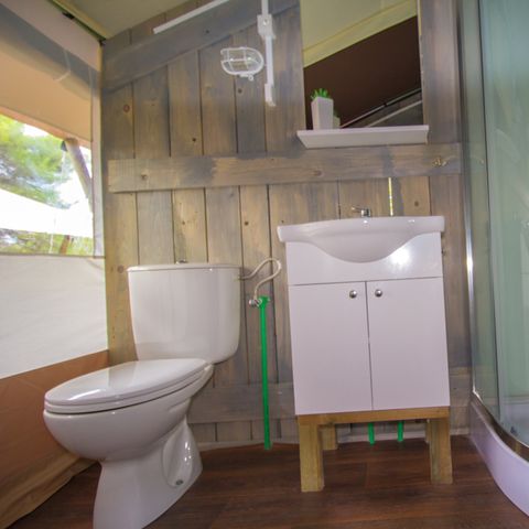TENTE TOILE ET BOIS 4 personnes - Bijela Uvala - Tente safari + sanitaires + climatisation (5P)