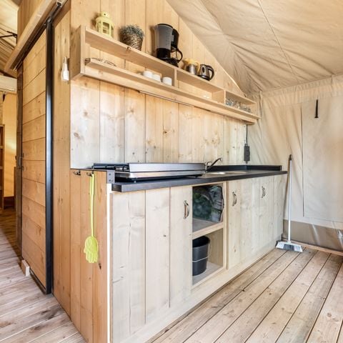 TENTE TOILE ET BOIS 4 personnes - Bijela Uvala - Tente Safari + sanitaires + air conditionné (6P)