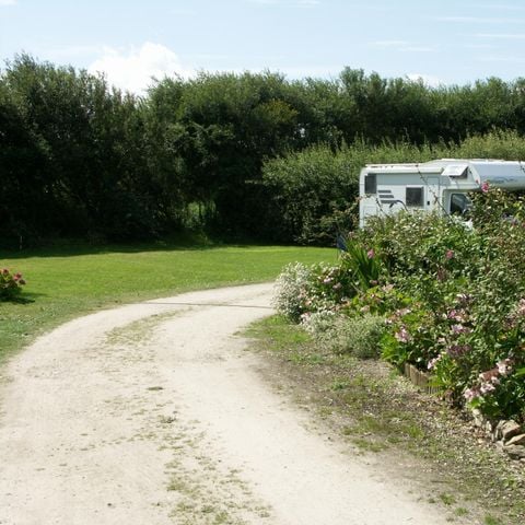 PARCELA - Parcela para camping car o furgoneta