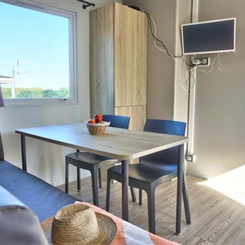 Mobile home 4 persons - 2 bedroom mobile home.