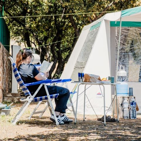 EMPLACEMENT - Tente familiale