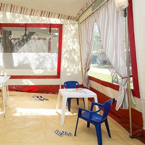 Tent 5 personen - Canvas bungalow | 2 slaapkamers | 4/5 personen | Geen badkamer