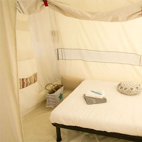 Glampingtent 5 personen - 3 slaapkamers | 4/5 personen | Geen badkamer