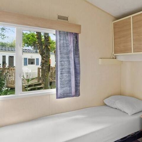 Mobilheim 4 personen - Classic | 2 Schlafz. | 4 Pers. | Nicht überdachte Hochterrasse | Klimaanlage