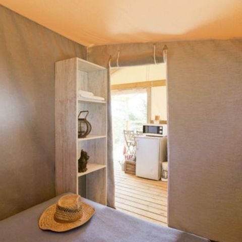 CANVAS AND WOOD TENT 5 people - PILOTIS CABIN