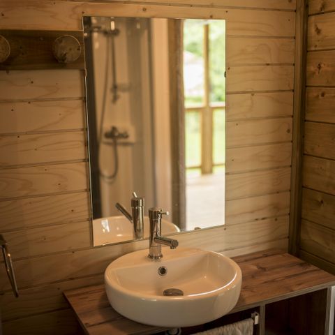 Tente en toile et en bois 5 personnes - CABANE PILOTIS