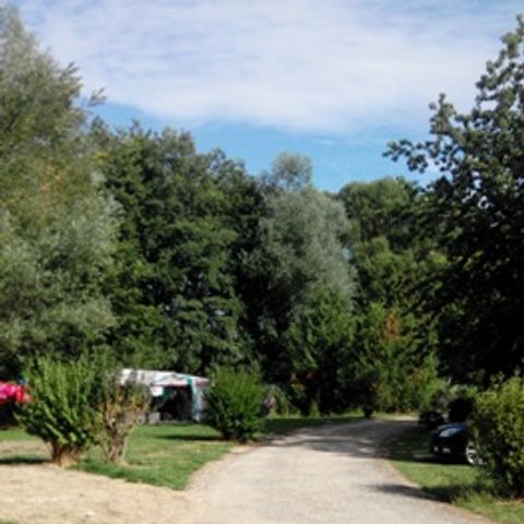 EMPLACEMENT - Emplacement de camping