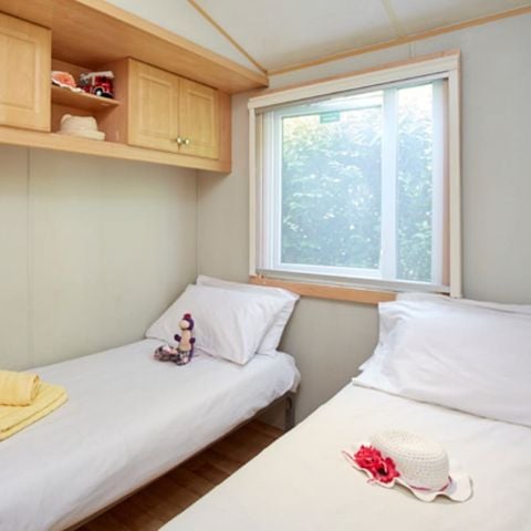 BUNGALOW 8 personnes - Classic XL | 3 Ch. | 6/8 Pers. | Terrasse surélevée non couverte | Clim.