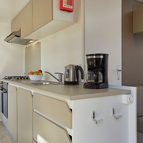 BUNGALOW 8 personnes - Comfort XL | 3 Ch. | 6/8 Pers. | Terrasse surélevée | Clim.