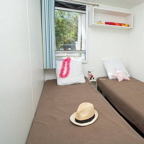 Stacaravan 6 personen - Comfort | 3 slaapkamers | 6 pers | Verhoogd terras | Airconditioning