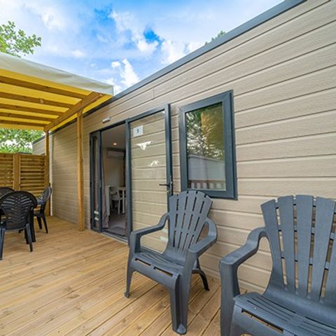 Stacaravan 4 personen - Comfort | 2 Slaapkamers | 4 Pers. | Verhoogd terras | Airconditioning