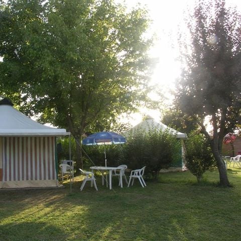 BUNGALOW IN TELA 5 persone - Senza servizi igienici