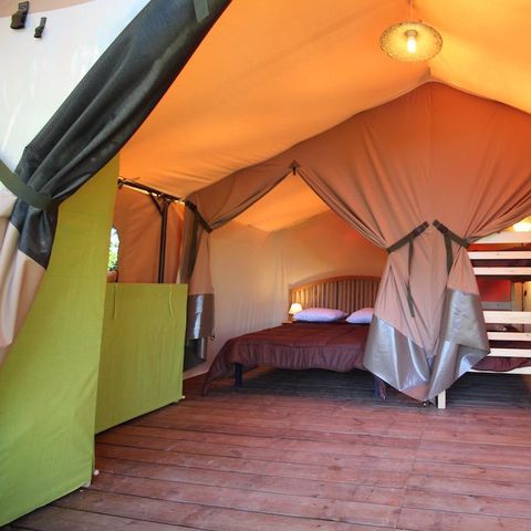 TENTE TOILE ET BOIS 5 personnes - FAMILY SANS SANITAIRES