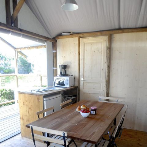 TIENDA DE LONA Y MADERA 4 personas - Cabane Lodge Bois sur pilotis Standard 34m² (2 habitaciones) incluyendo terraza cubierta de 11m² + TV 4 pers.