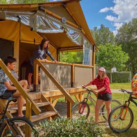 TENDA IN TELA E LEGNO 5 persone - CONFORT 2ch 5P senza servizi igienici