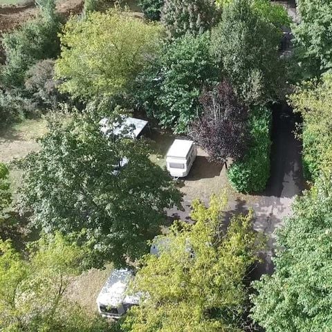 STAANPLAATS - 80m² standplaats