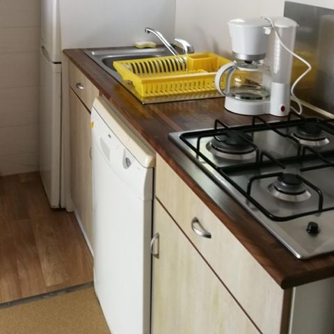 CASA MOBILE 6 persone - Mobilhome DUO - 2 camere da letto, 2 bagni, 2 WC, 1 divano letto, lavastoviglie, 43,5m² terrazza inclusa 1/6 pers.