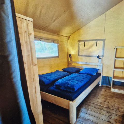 Tent 4 persons - 25m² lodge tent
