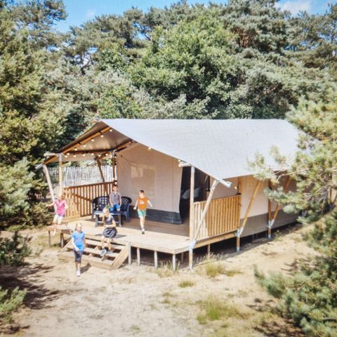 Tent 4 persons - 25m² lodge tent