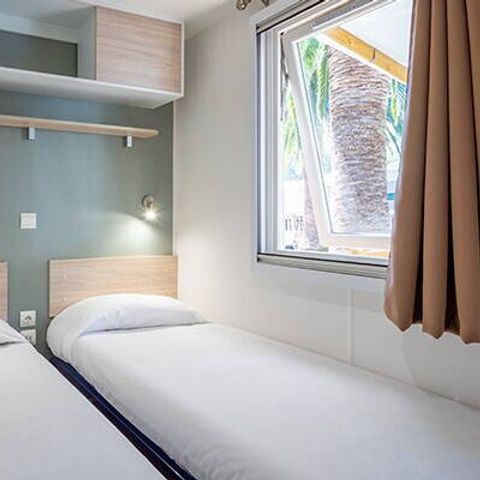 BUNGALOW 6 personnes - Mobil-home | Comfort | 3 Ch. | 6 Pers. | Terrasse Lounge | Clim.