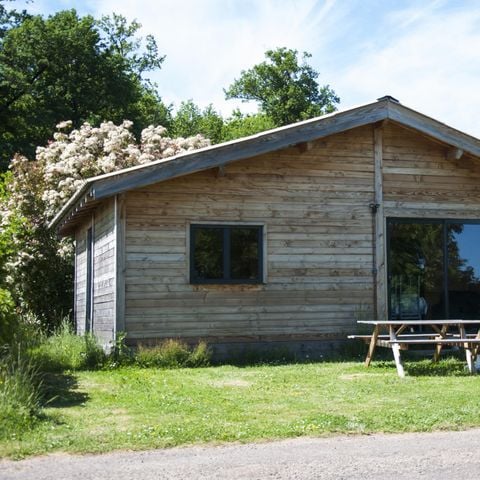 CHALET 6 personnes - Confort 50m² - 3 chambres + terrasse couverte + TV + four 