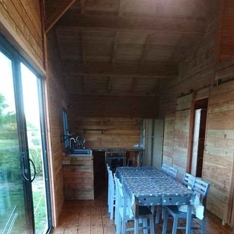 Chalet 6 Personen - Komfort 50m² - 3 Zimmer + überdachte Terrasse + TV + Backofen