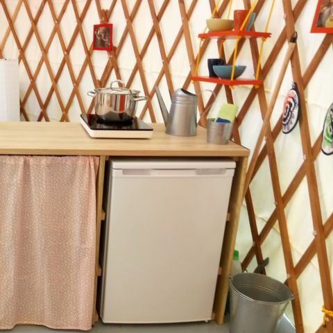 AUßERGEWÖHNLICHE UNTERKUNFT 6 Personen - Jurte 50m2 (6pers) (ohne Sanitäranlagen)