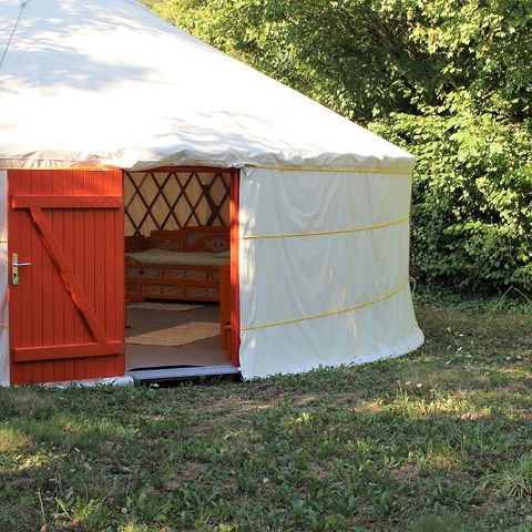 ALOJAMIENTO INUSUAL 6 personas - Yurta 50m2 (6pers) (sin instalaciones sanitarias)