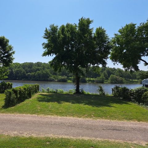 Mobile home 6 persons - Mobile-home Limousin Confort 30m² Lake view (3bed-6pers)+covered terrace+TV