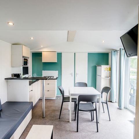 Mobilhome 8 personas - Familiar «Confort» de 40 m² con vistas al lago: - 4 dormitorios - Terraza cubierta - TV