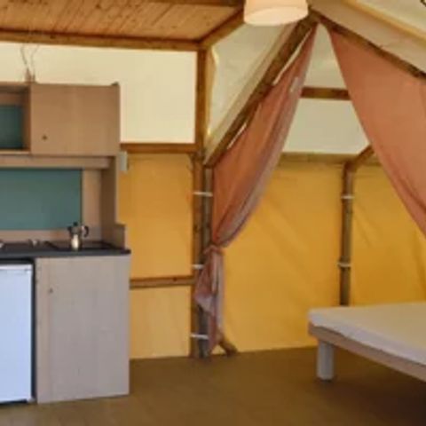 Tente en toile et en bois 4 personnes - SAFARI CONFORT (sans sanitaires)