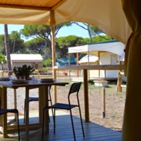TIENDA DE LONA Y MADERA 4 personas - SAFARI CONFORT (sin instalaciones sanitarias)