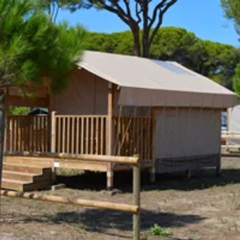Tente en toile et en bois 2 personnes - MINI LODGE (sans sanitaires - sans cuisine)