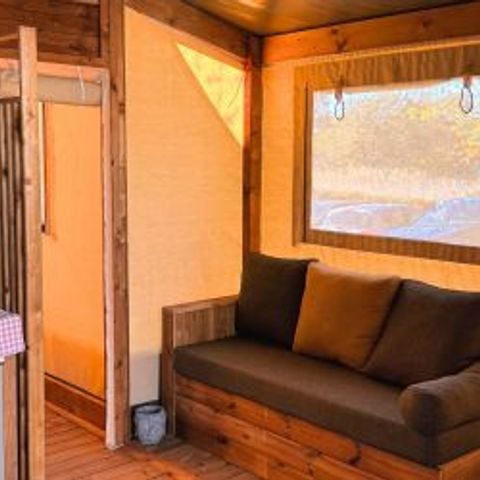 Safarizelt 2 Personen - Cottons Flower Confort 35m² - 2 Schlafzimmer - Terrasse - TV - mit Sanitäranlagen - Preis für 2 Personen