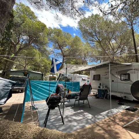 EMPLACEMENT - PREFERENT