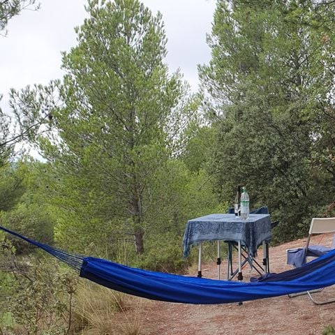 STAANPLAATS - Locatie - aankomst te voet of met de fiets