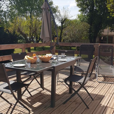 BUNGALOW 6 personnes - Confort 27m² 3 chambres + terrasse sur pilotis