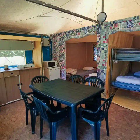 Canvas bungalow 6 persons - FAMILY without sanitary facilities