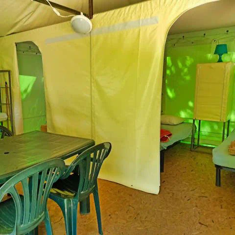 Canvas bungalow 4 persons - SPACE without sanitary facilities