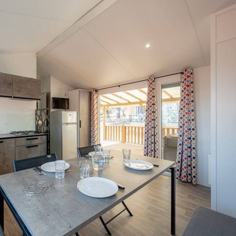 Mobilheim 8 Personen - Mobilheim | Premium | 4 Zi. | 8 Pers. | Terrasse Lounge | 2 Bad | Klima | TV